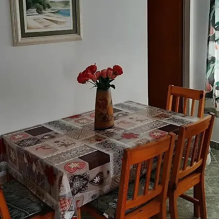 By The Sea Mali * Zaton (Dubrovnik-Neretva)