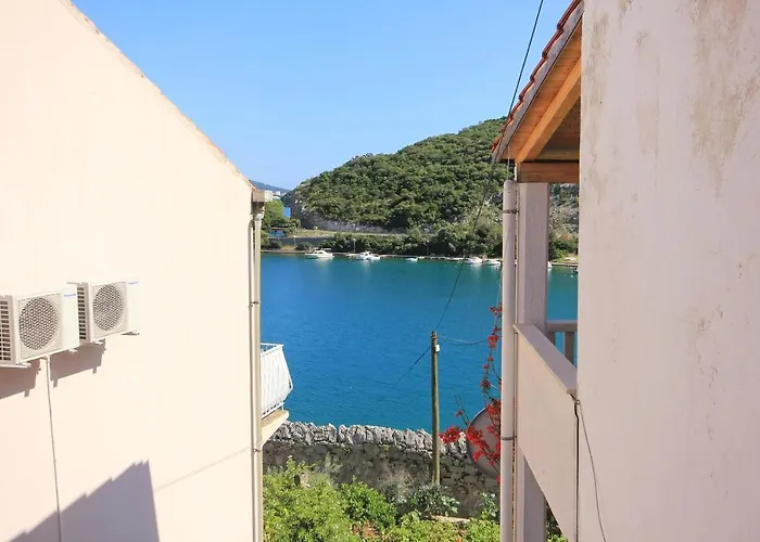 By The Sea Mali Apartament *